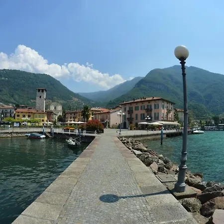 Ines Tra E Montagna - D'iseo
